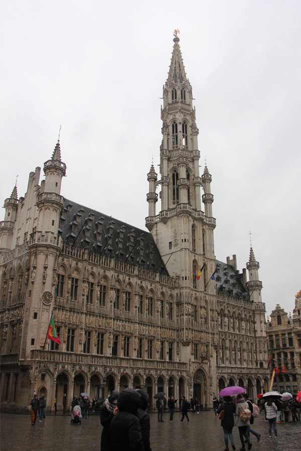 Ein Tag in Brüssel, Grand-Place
