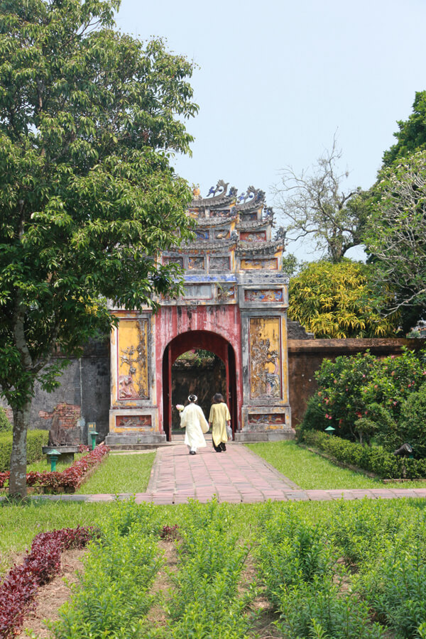 Altes Tor in der Zitadelle von Hue