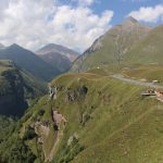 Georgien : 9 Highlights für deine Reise Bergpanorama im Großen Kaukasus in Georgien