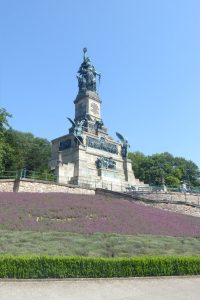 Niederwald Denkmal in Rüdesheim am Rheinsteig