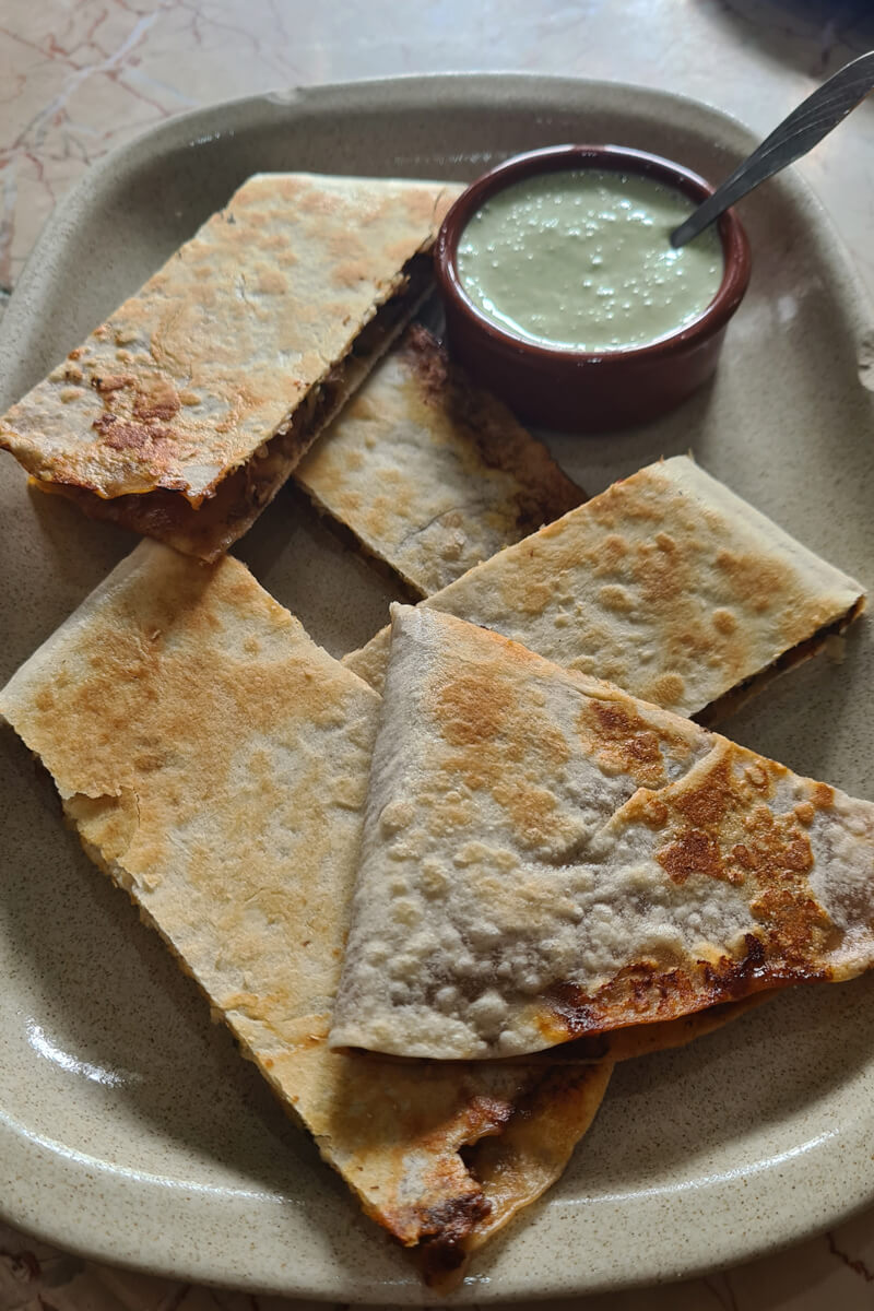 Vegane Quesadillas mit Dip