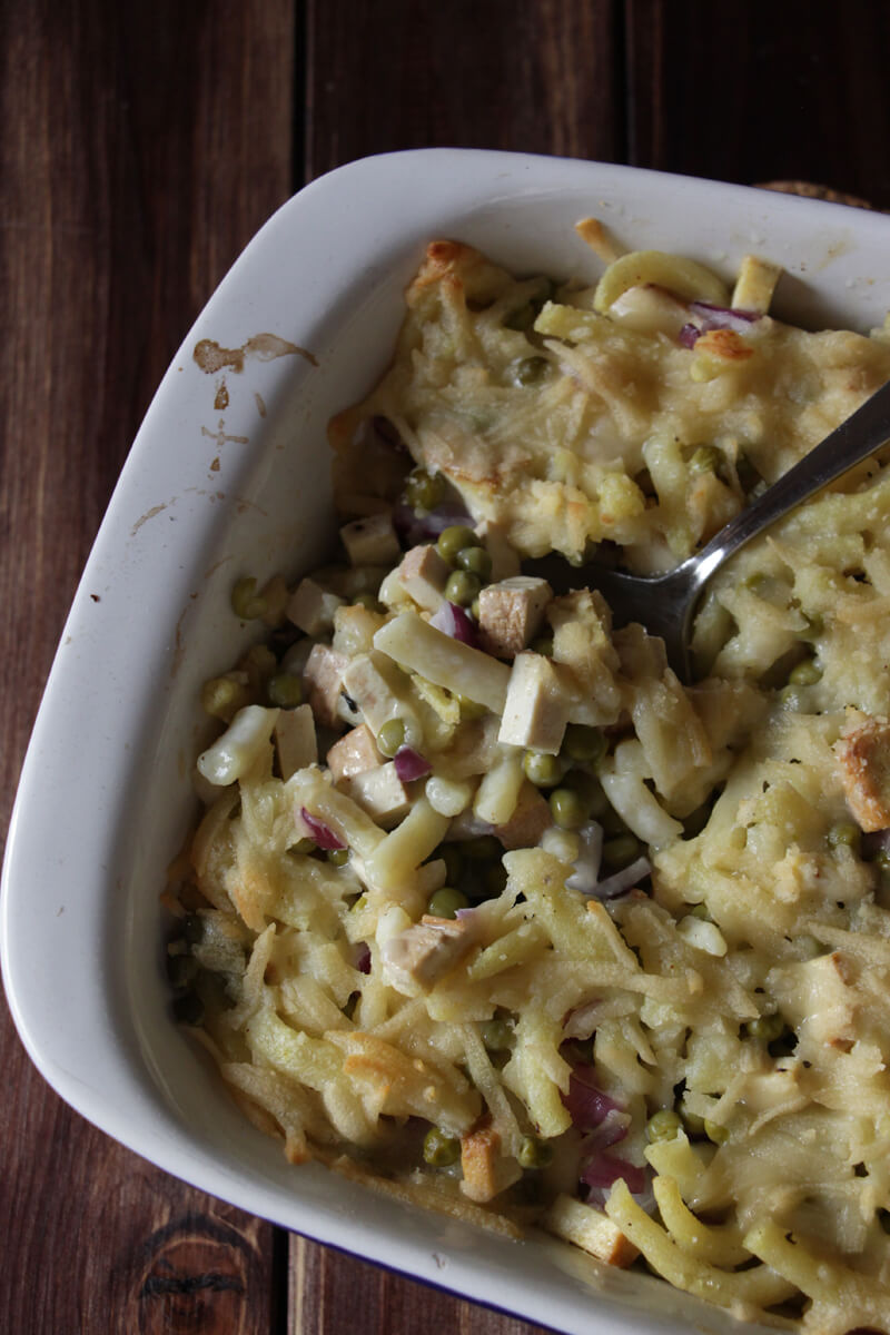 veganer Spätzleauflauf in einer Backform