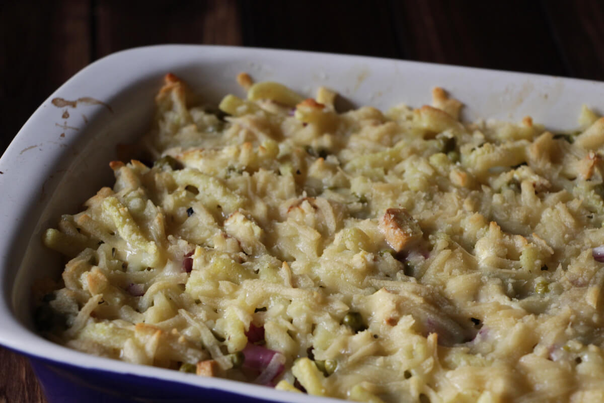 veganer Spätzleauflauf mit knuspriger Kruste