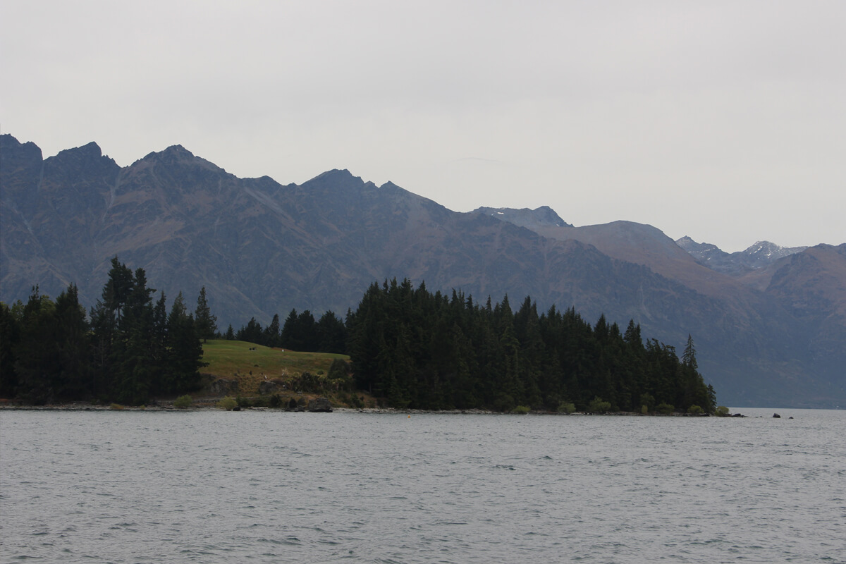 Aussicht auf die Umliegenden Berge und den Lake Wakatipu